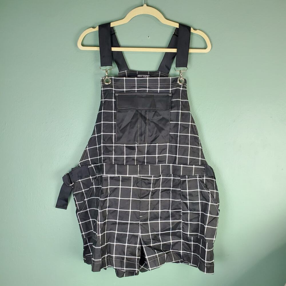 Hot Topic Black & White Grid Print Shortalls Size XL